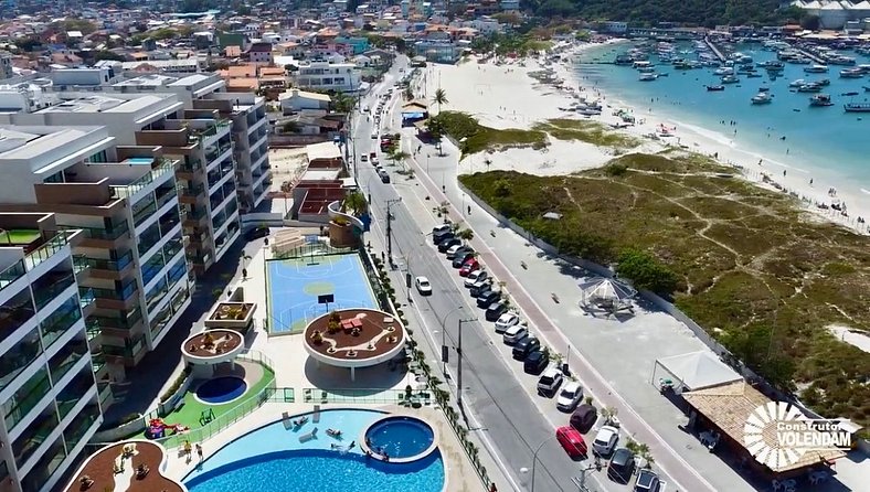 203 Apto frente à Praia dos Anjos com piscina