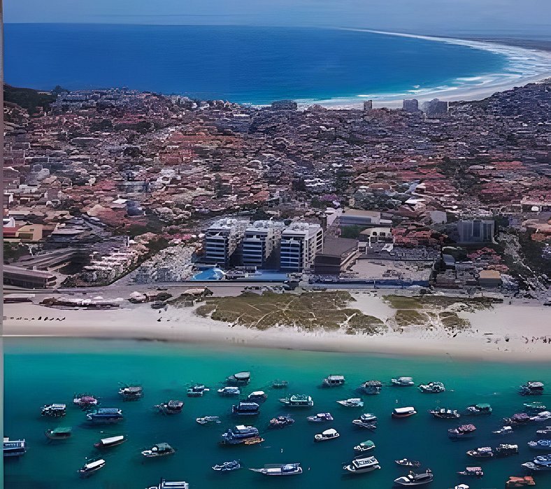 204 Apto em prédio com vista lateral da praia e piscina