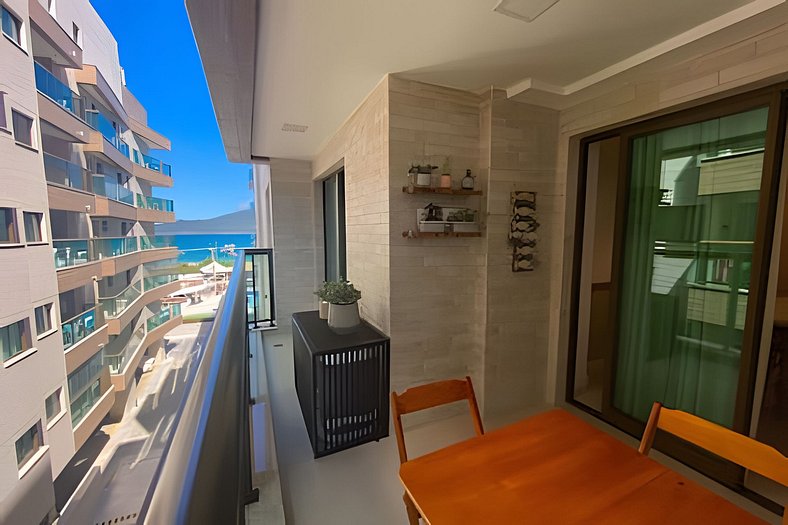 306 beauty apartment with sea view