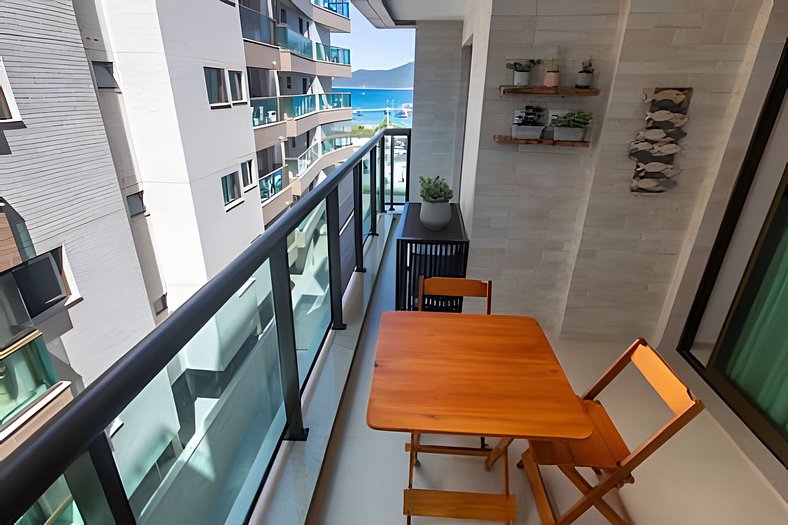 306 beauty apartment with sea view