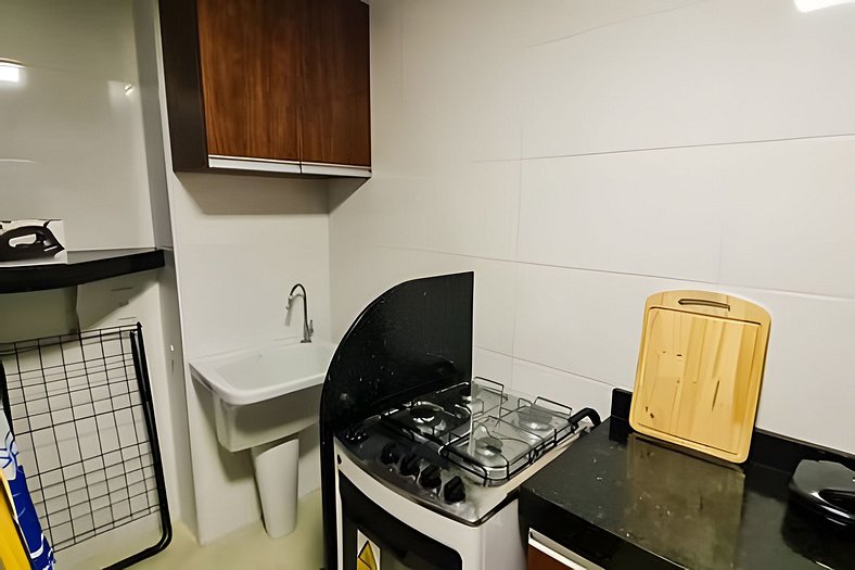 408 Apartamento em prédio com piscina, vista,sauna