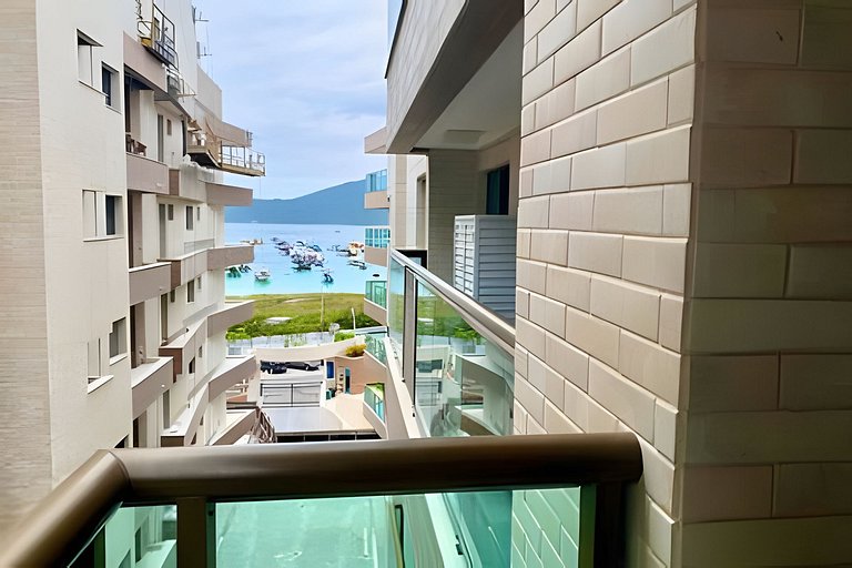 408 Apartamento em prédio com piscina, vista,sauna